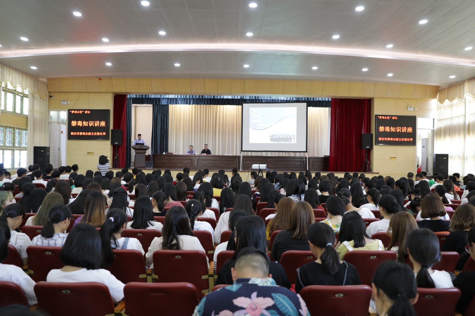 945A2220.JPG