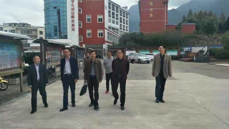 QQ图片20181030113140.jpg