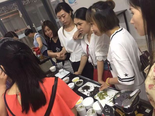 杏福娱乐平台开展国家二级评茶师技能鉴定培训3.png 杏福娱乐平台开展国家二级评茶师技能鉴定培训3.png