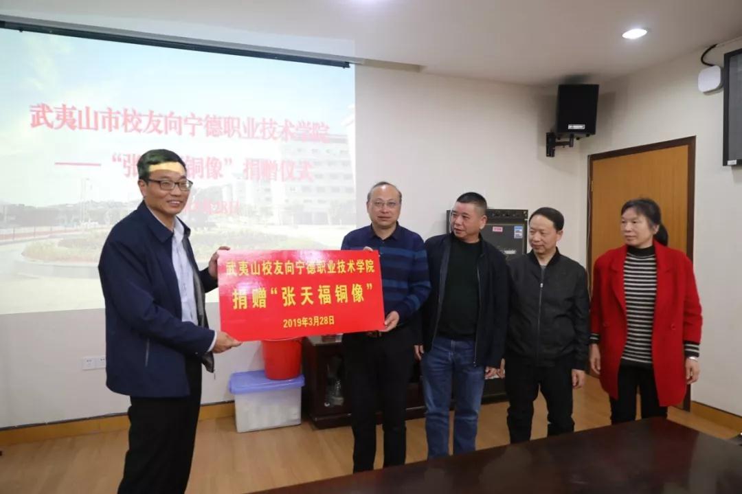 微信图片_20190401101429.jpg 微信图片_20190401101429.jpg