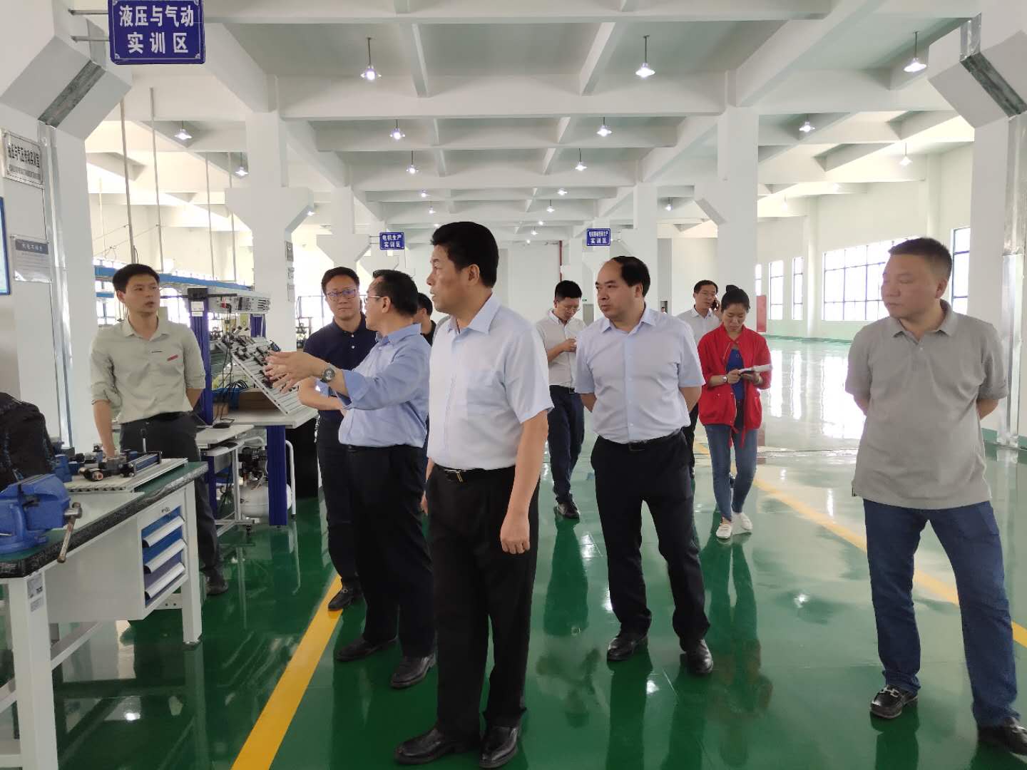 QQ图片20190527172050.jpg QQ图片20190527172050.jpg