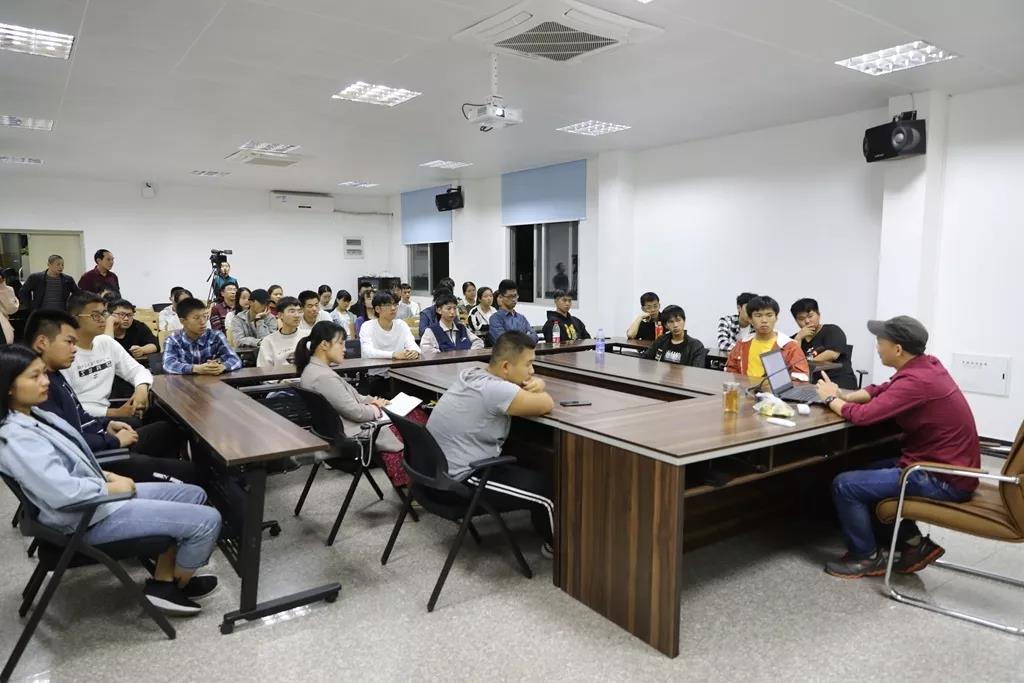 微信图片_20191115152603.jpg 微信图片_20191115152603.jpg