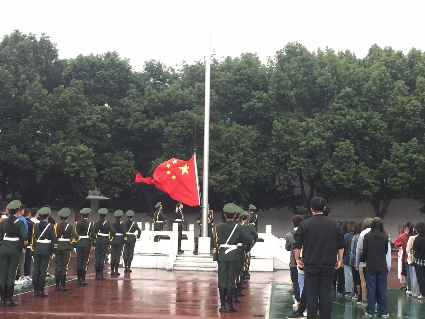 图片3.jpg 图片3.jpg