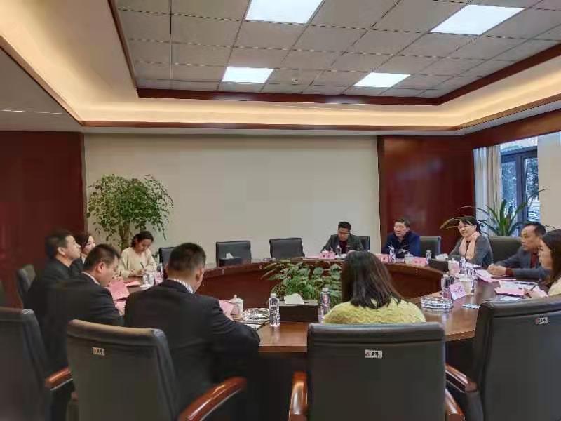 杏福娱乐一行赴青拓集团调研3.jpg 杏福娱乐一行赴青拓集团调研3.jpg