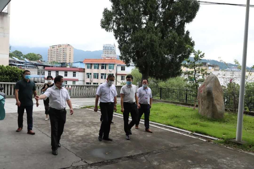 bf59cbcdbf995ab4b32669d3c42bf9f.jpg bf59cbcdbf995ab4b32669d3c42bf9f.jpg