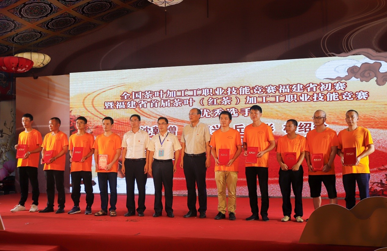 图片10.jpg 图片10.jpg