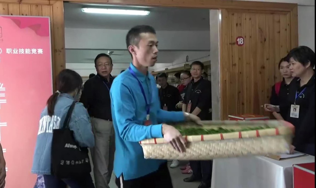 图片4.jpg 图片4.jpg