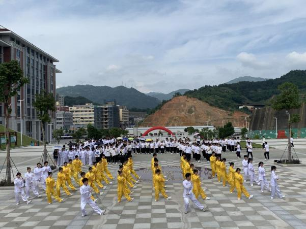 image013.png