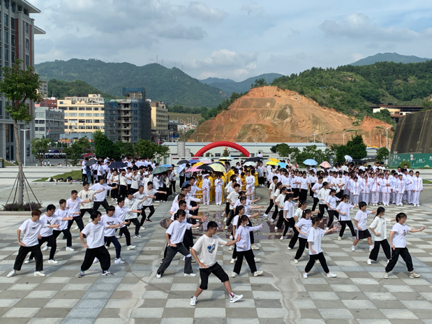 image015.png