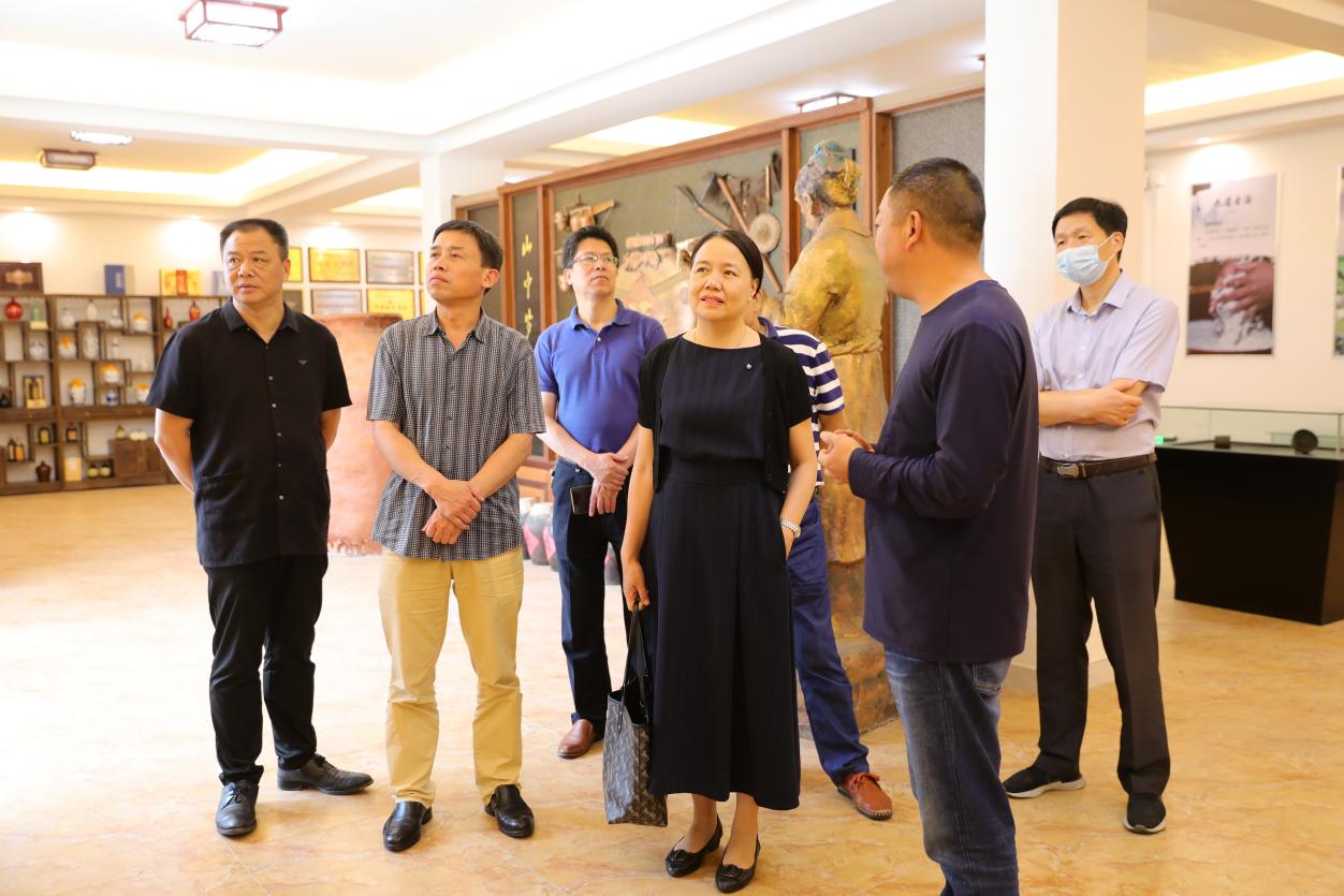 图片3.jpg 图片3.jpg