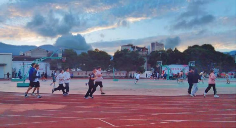 image004.png