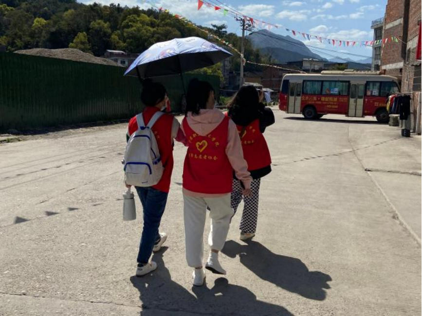 志愿宁职 三月春风暖人心,雷锋精神伴我行422.png 志愿宁职 三月春风暖人心🐕🦺,雷锋精神伴我行422.png