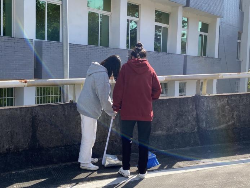 志愿宁职 三月春风暖人心,雷锋精神伴我行6385.png 志愿宁职 三月春风暖人心➗,雷锋精神伴我行6385.png
