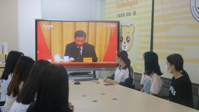 为深入学习贯彻习近平总书记关于职业教育的重要指示精神2132.png 为深入学习贯彻习近平总书记关于职业教育的重要指示精神2132.png