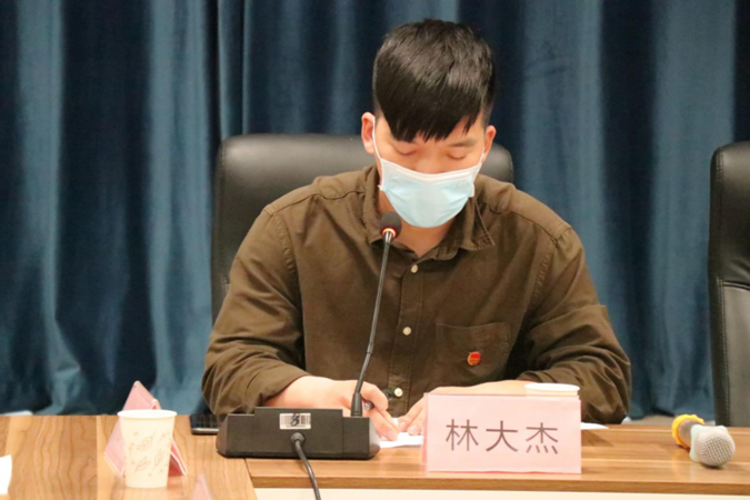 为深入学习贯彻习近平总书记关于职业教育的重要指示精神1562.png 为深入学习贯彻习近平总书记关于职业教育的重要指示精神1562.png