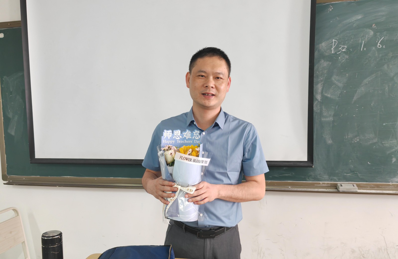 洪斯玮.jpg 洪斯玮.jpg